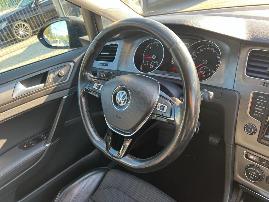 volkswagen-golf-variant-2013-diesel-1598cc