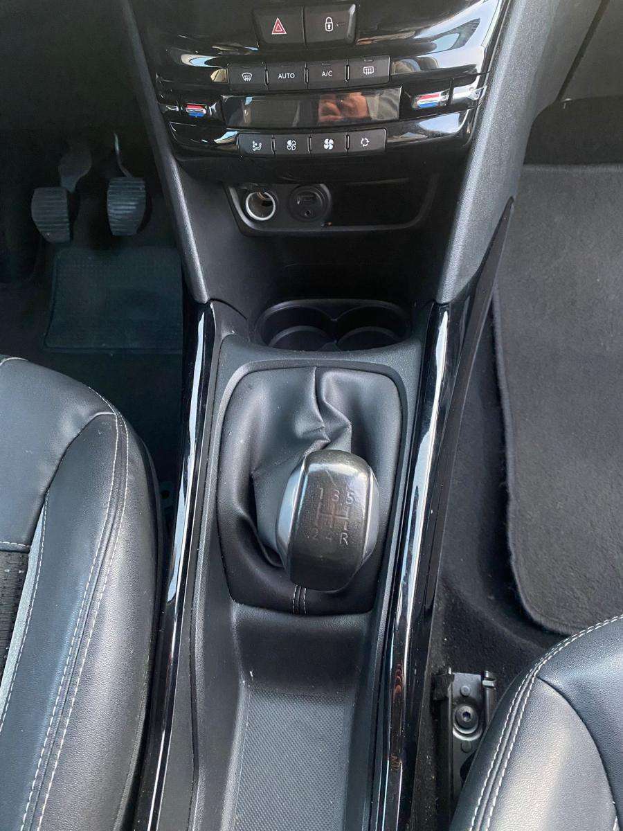 peugeot-2008-2015-gasolina-1199cc