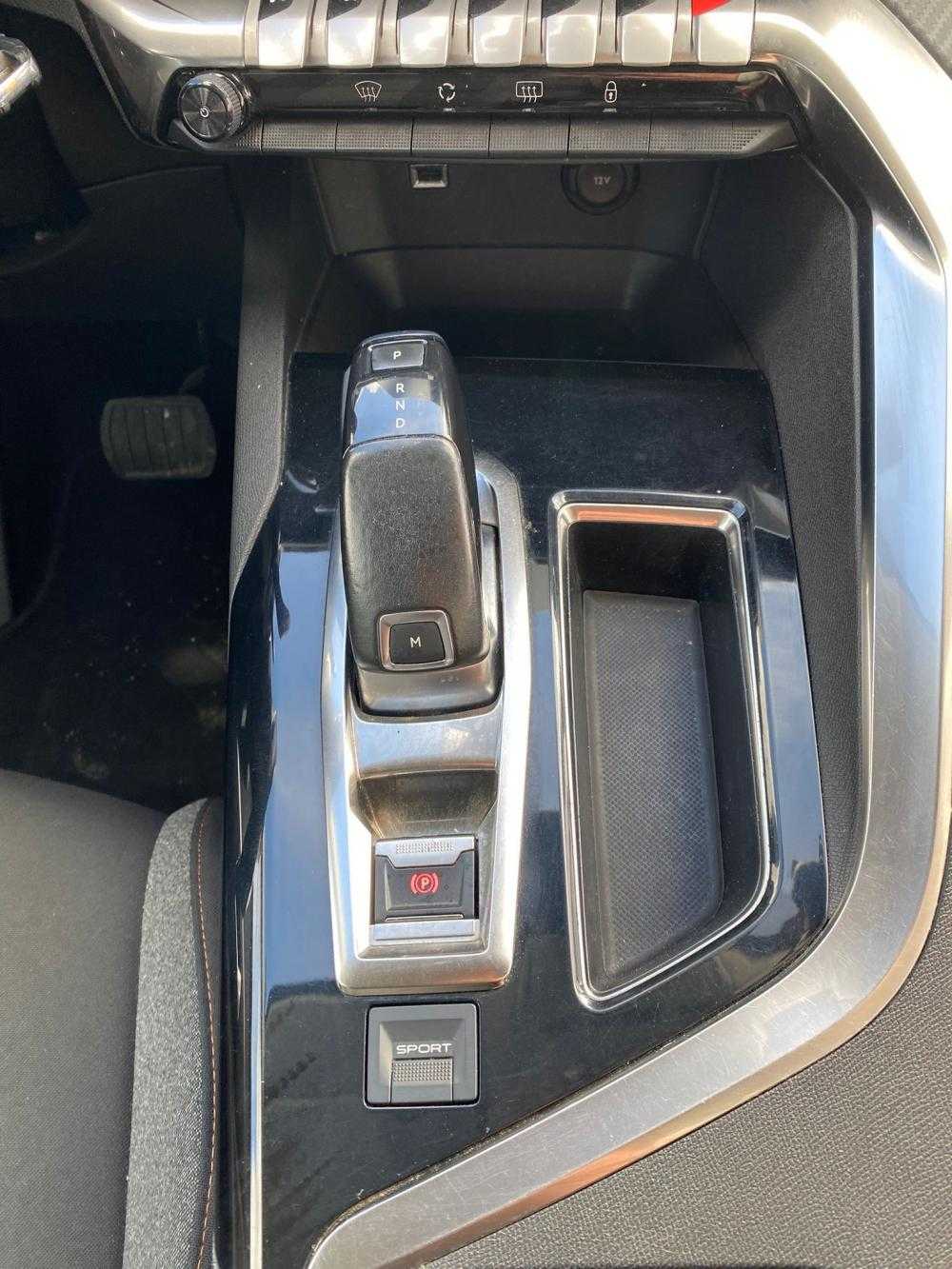 peugeot-5008-2018-diesel-1499cc
