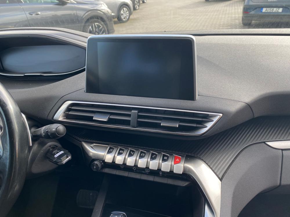 peugeot-5008-2018-diesel-1499cc