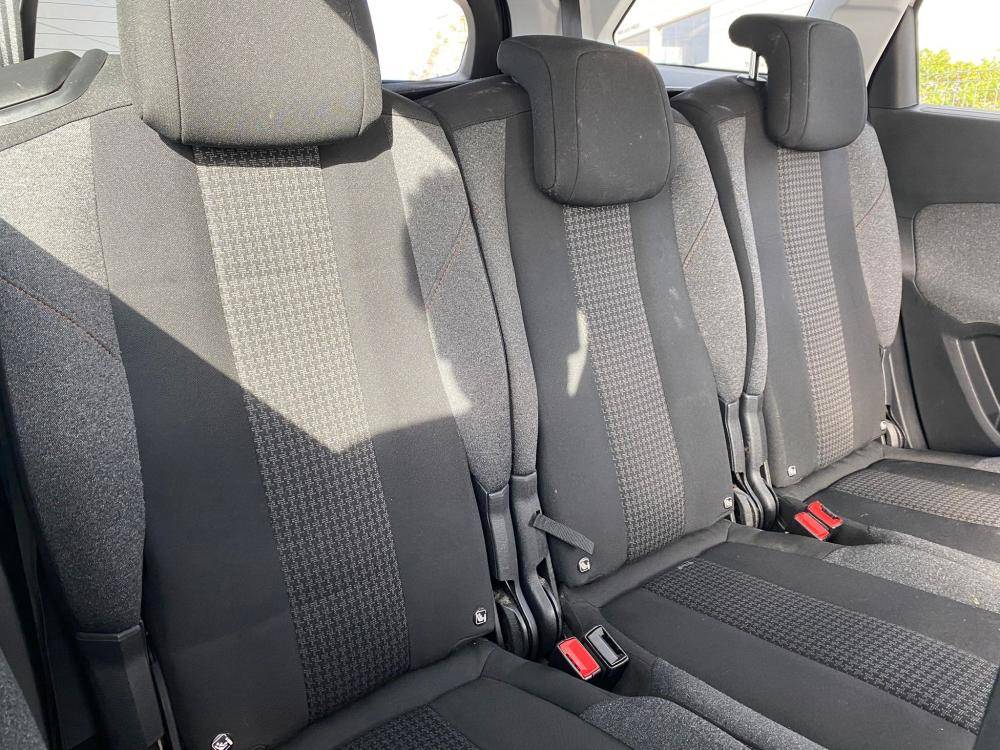 peugeot-5008-2018-diesel-1499cc