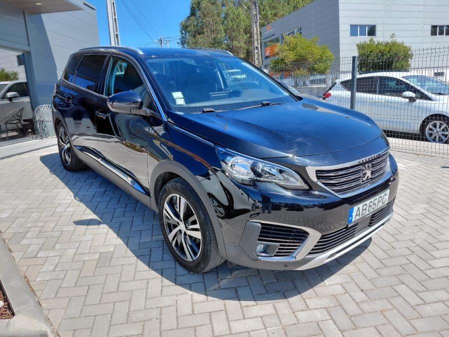 peugeot-5008-2020-diesel-1499cc