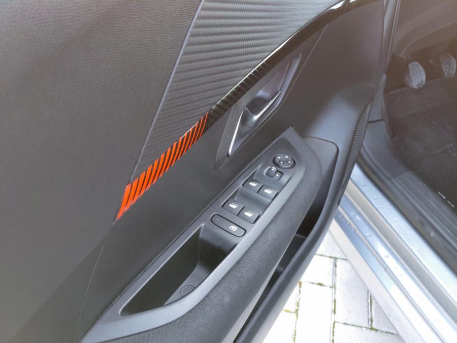 peugeot-208-2022-diesel-1499cc