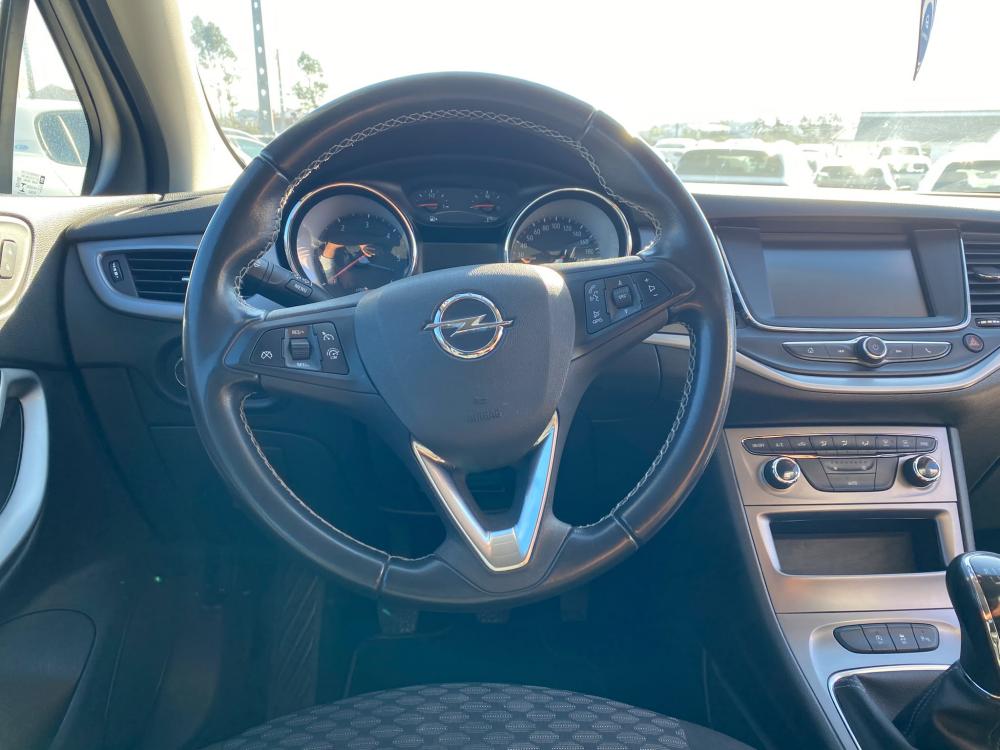 opel-astra-2019-diesel-1598cc