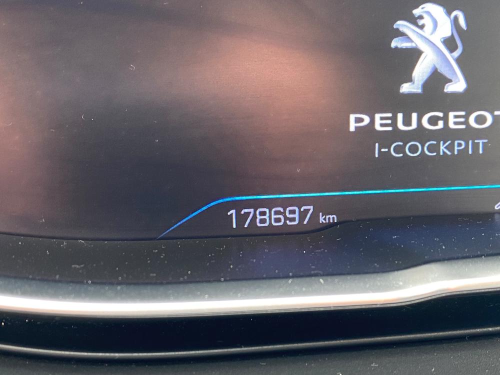 peugeot-3008-2019-diesel-1499cc