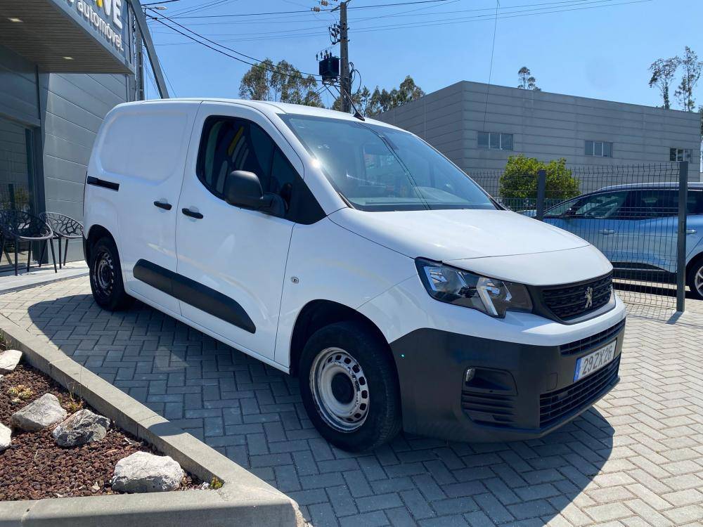 peugeot-partner-2020-diesel-1499cc