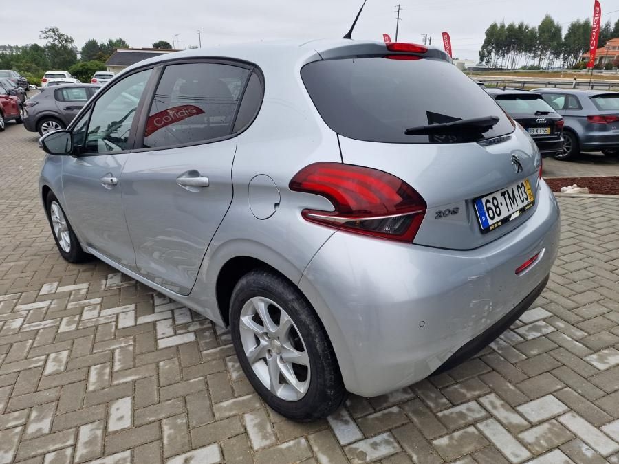 peugeot-208-2017-diesel-1560cc
