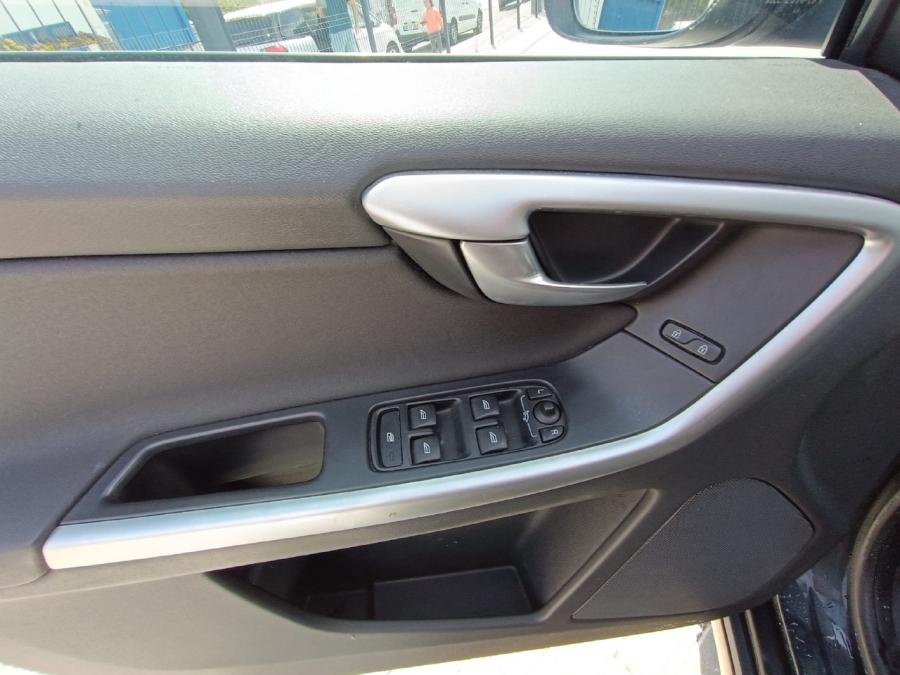 volvo-xc60-2011-diesel-1984cc