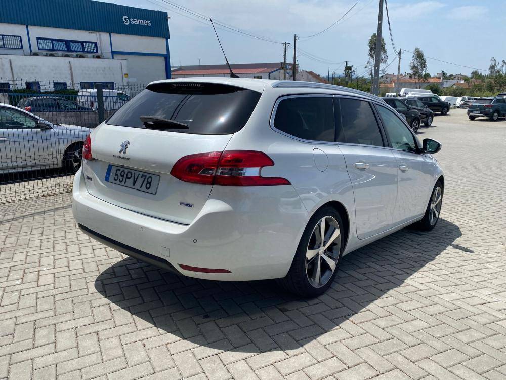 peugeot-308-sw-2015-diesel-1560cc