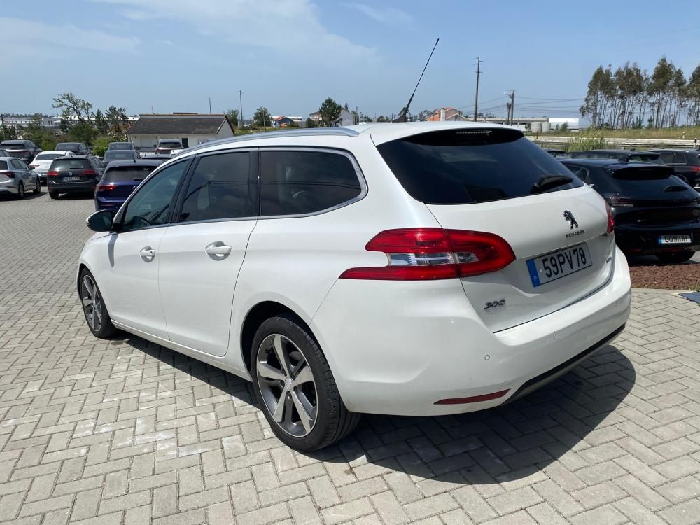 peugeot-308-sw-2015-diesel-1560cc