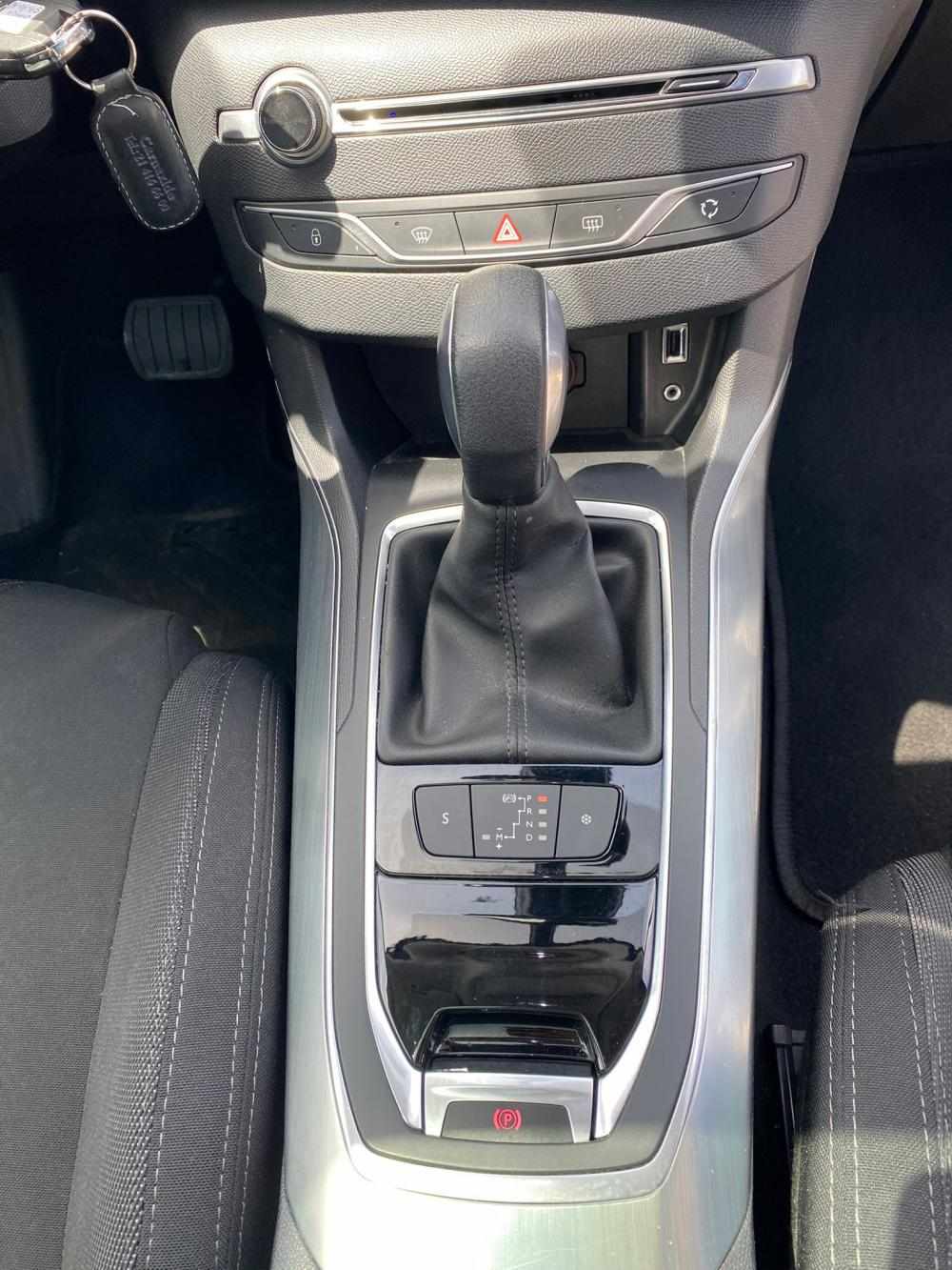 peugeot-308-sw-2015-diesel-1560cc