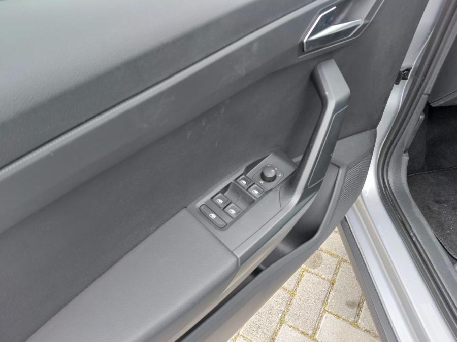 seat-arona-2024-gasolina-999cc