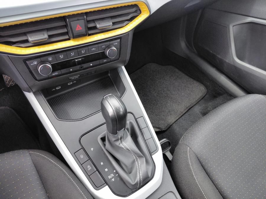 seat-arona-2024-gasolina-999cc