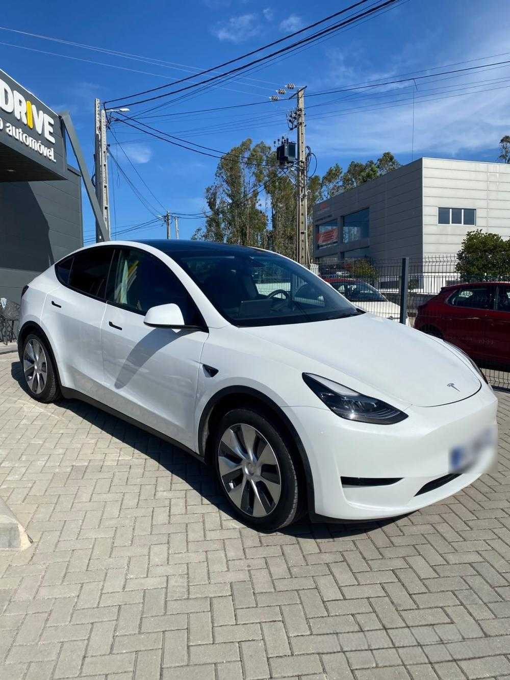 tesla-model-y-2022-eletrico-0cc