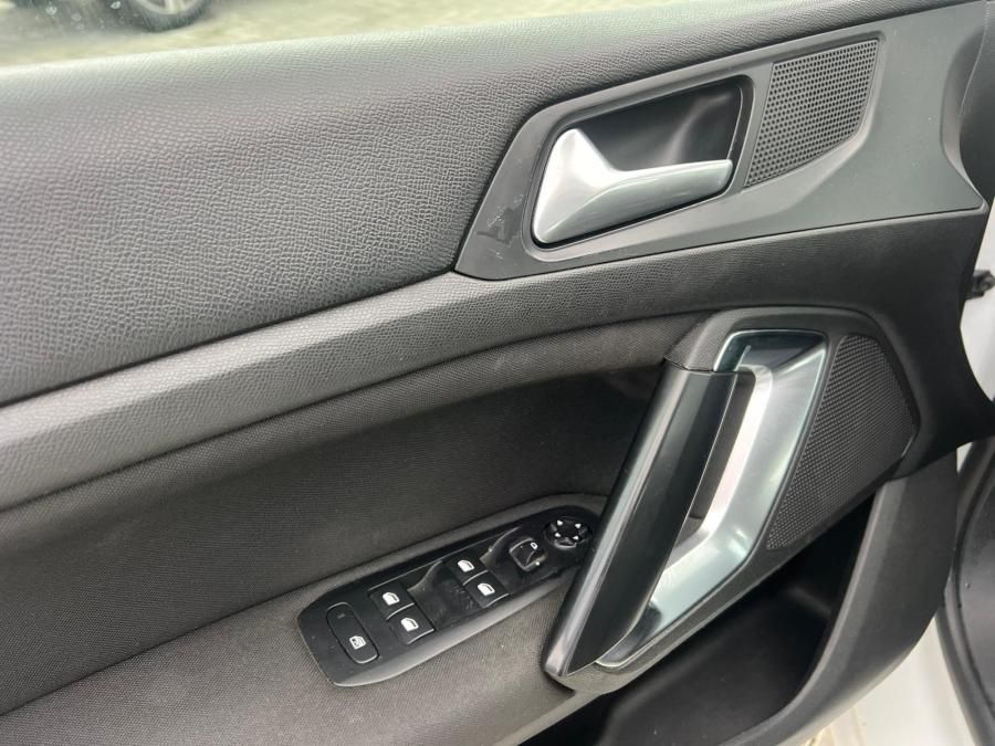 peugeot-308-sw-2018-diesel-1499cc