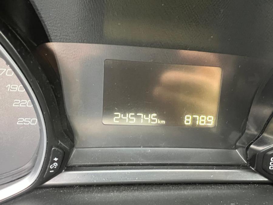 peugeot-308-sw-2018-diesel-1499cc