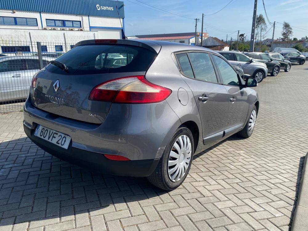 renault-megane-2011-diesel-1461cc