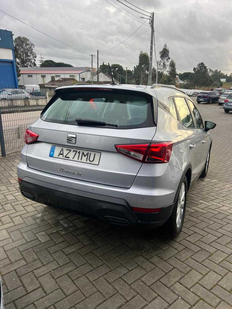 seat-arona-2023-gasolina-999cc