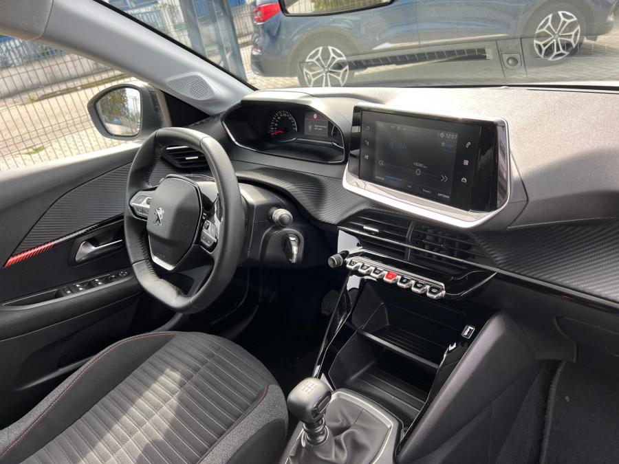 peugeot-208-2023-gasolina-1199cc