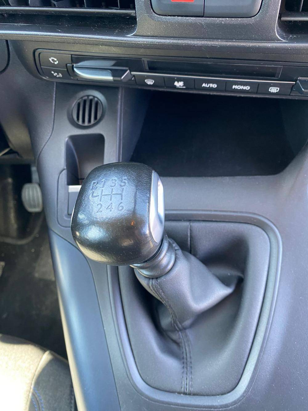peugeot-rifter-2021-diesel-1499cc