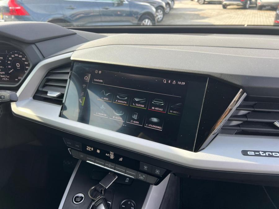 audi-q4-e-tron-2021-eletrico-0cc