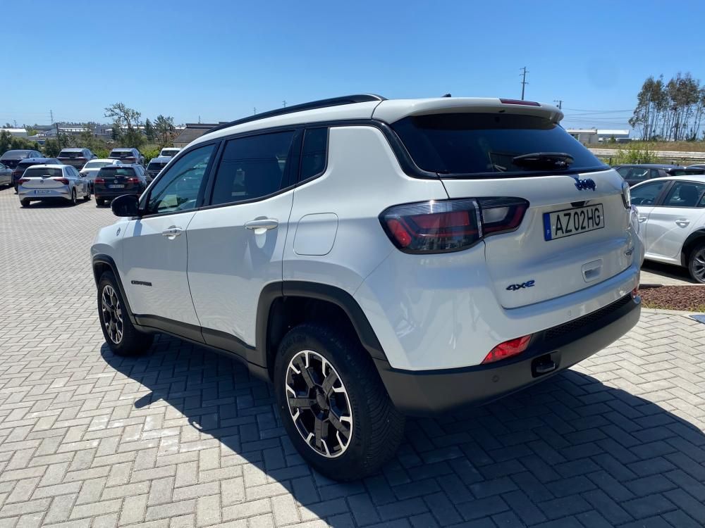 jeep-compass-2023-hibrido-a-gasolina-1332cc