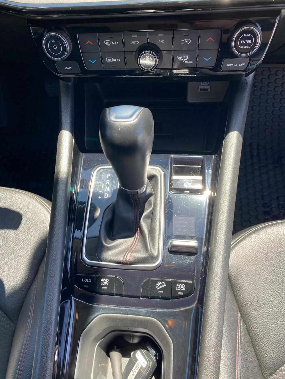 jeep-compass-2023-hibrido-a-gasolina-1332cc