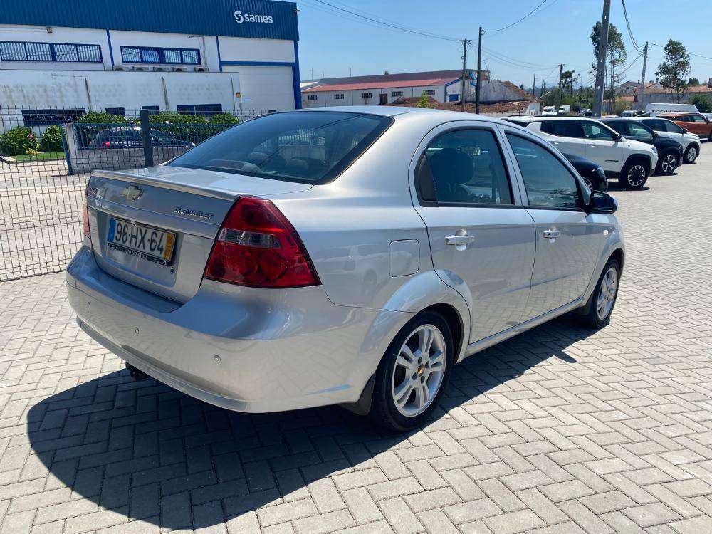 chevrolet-aveo-2009-gasolina-1399cc