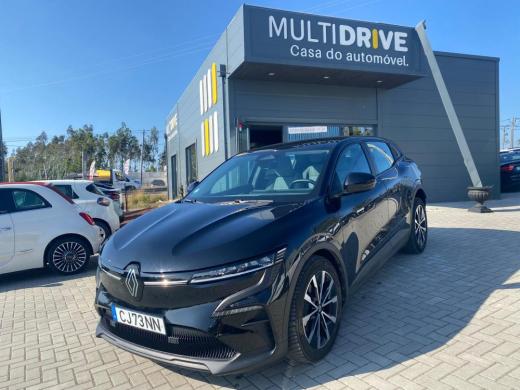 renault-megane-e-tech-2023-eletrico-0cc