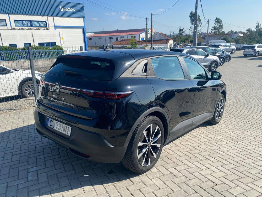 renault-megane-e-tech-2023-eletrico-0cc