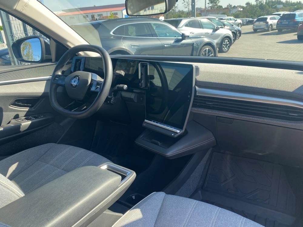 renault-megane-e-tech-2023-eletrico-0cc