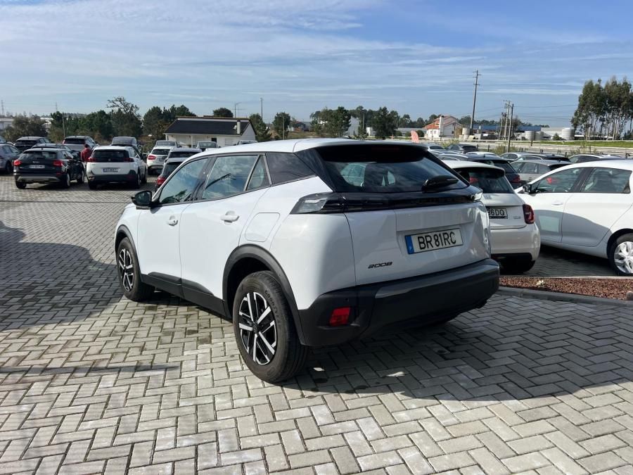 peugeot-2008-2025-gasolina-1199cc