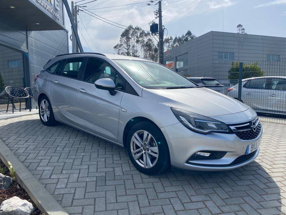 opel-astra-sport-tourer-2018-diesel-1598cc