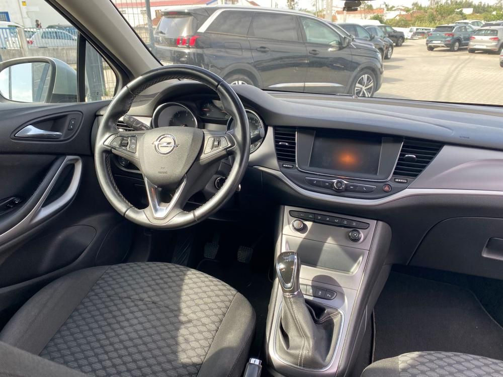 opel-astra-sport-tourer-2018-diesel-1598cc