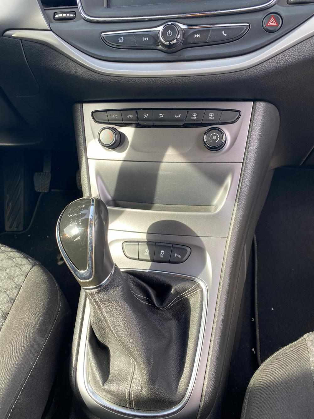 opel-astra-sport-tourer-2018-diesel-1598cc