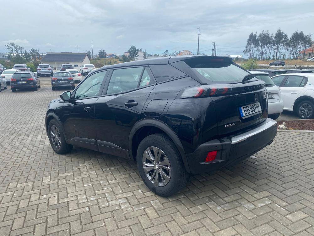 peugeot-2008-2023-diesel-1499cc