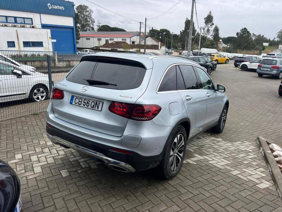 mercedes-benz-glc-2022-hibrido-a-diesel-1991cc