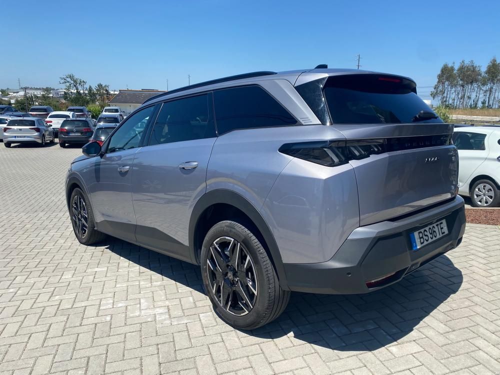 peugeot-5008-2025-gasolina-1199cc