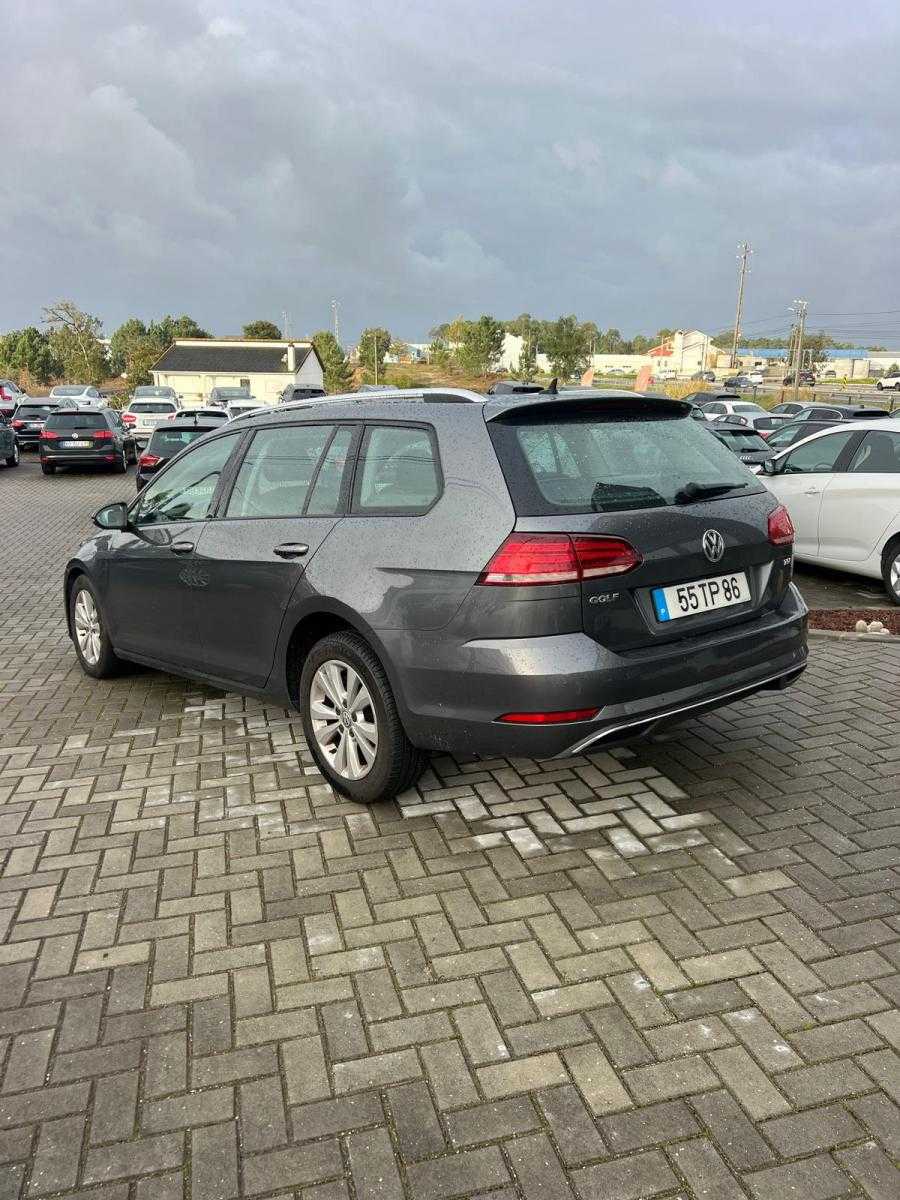 volkswagen-golf-variant-2017-diesel-1598cc