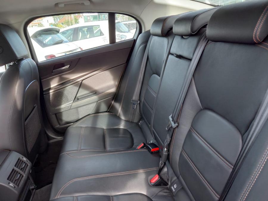 jaguar-xe-2015-diesel-1999cc