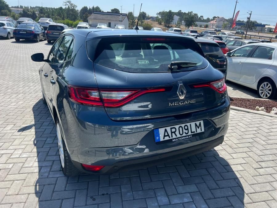 renault-megane-2018-diesel-1461cc
