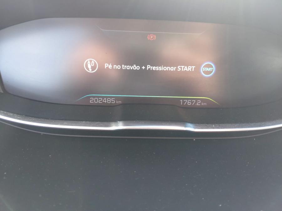 peugeot-3008-2021-hibrido-a-gasolina-1598cc
