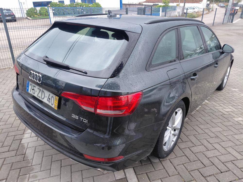 audi-a4-avant-2019-diesel-1968cc