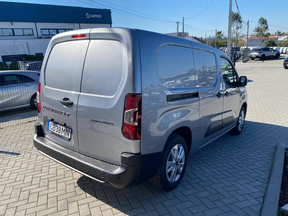 peugeot-partner-2025-diesel-1499cc