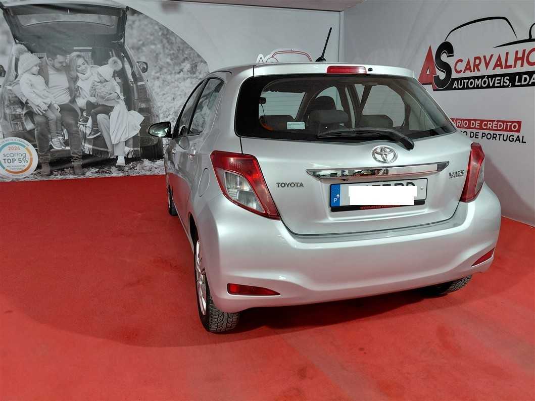 toyota-yaris-2012-diesel-1364cc