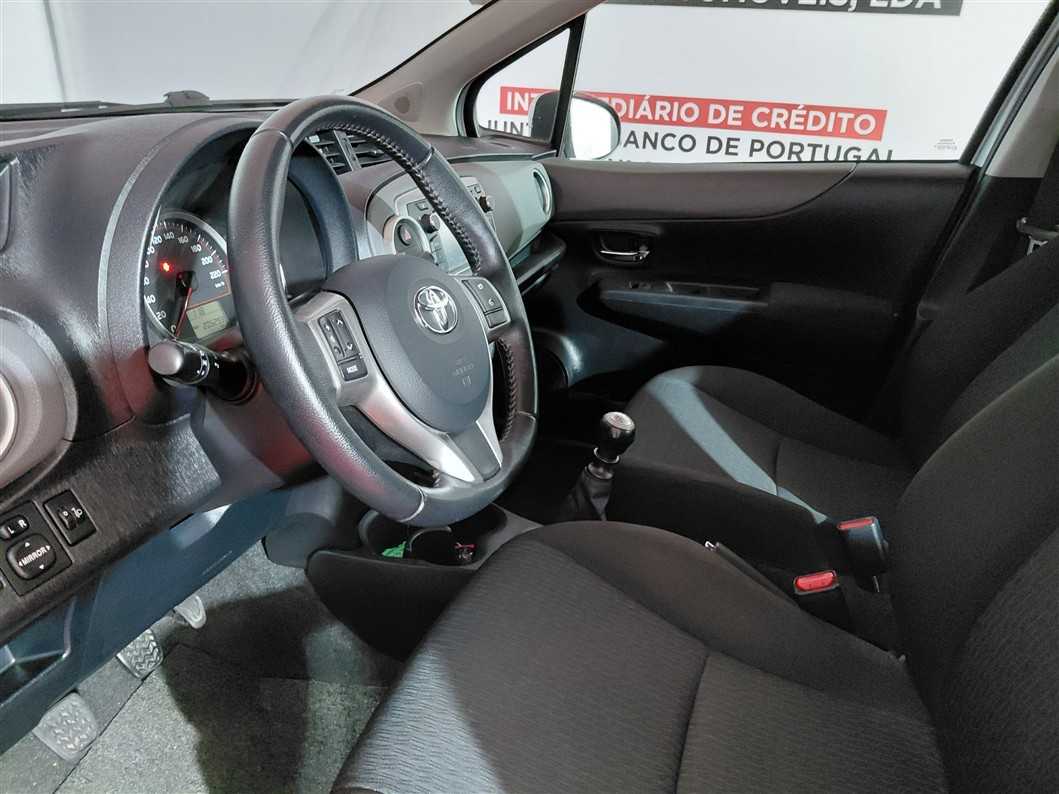 toyota-yaris-2012-diesel-1364cc