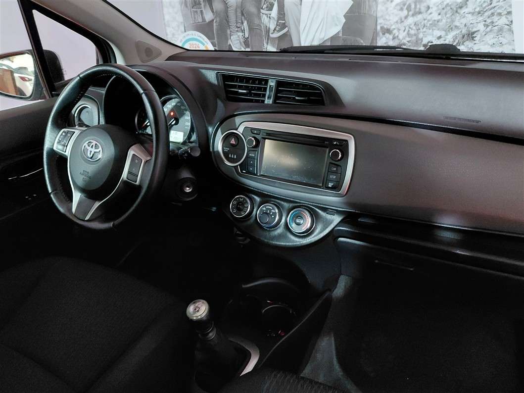 toyota-yaris-2012-diesel-1364cc