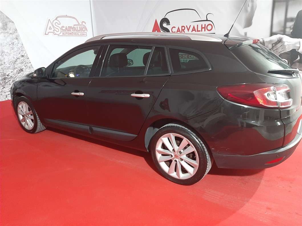 renault-megane-sport-tourer-2010-diesel-1461cc