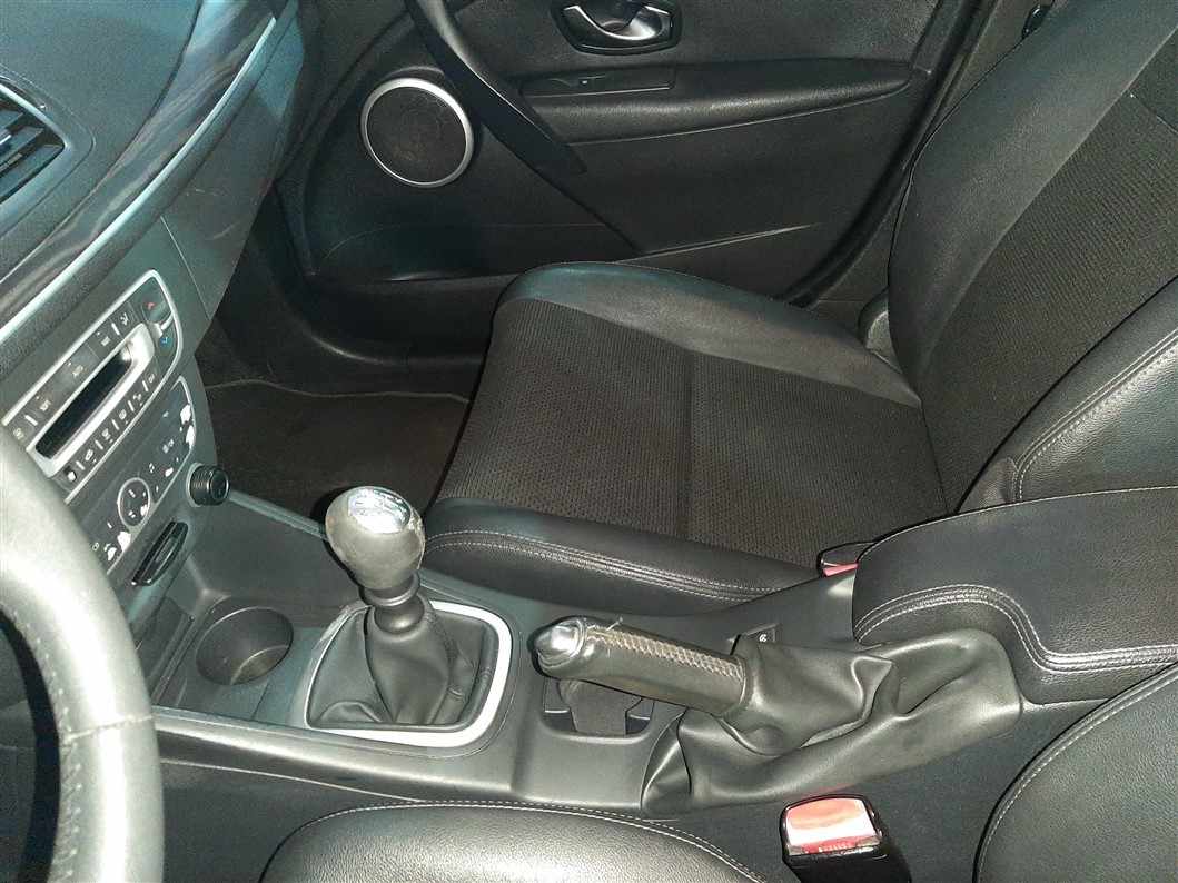 renault-megane-sport-tourer-2010-diesel-1461cc