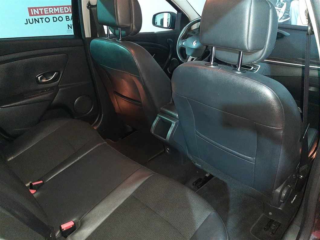 renault-megane-sport-tourer-2010-diesel-1461cc